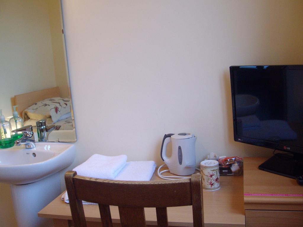 Lindhome Guest House Aberdeen Habitación foto
