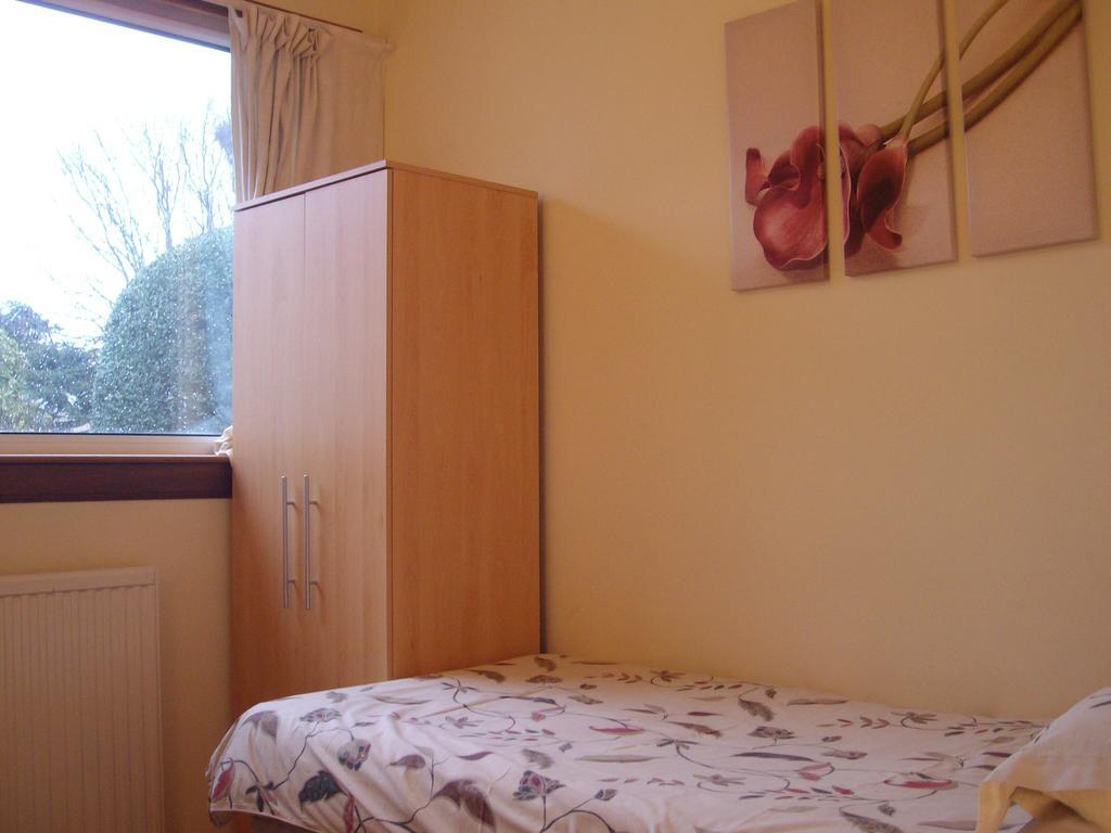 Lindhome Guest House Aberdeen Habitación foto