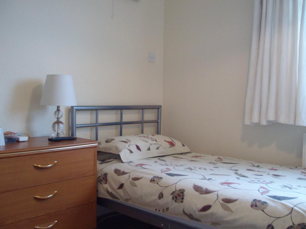 Lindhome Guest House Aberdeen Habitación foto