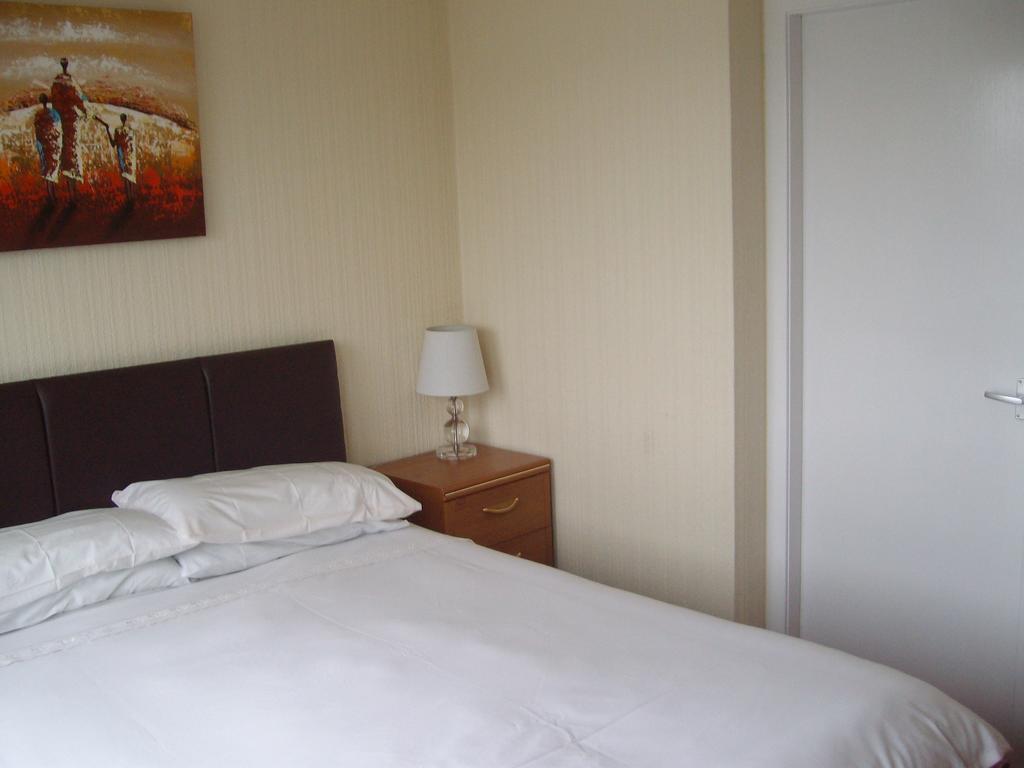 Lindhome Guest House Aberdeen Habitación foto